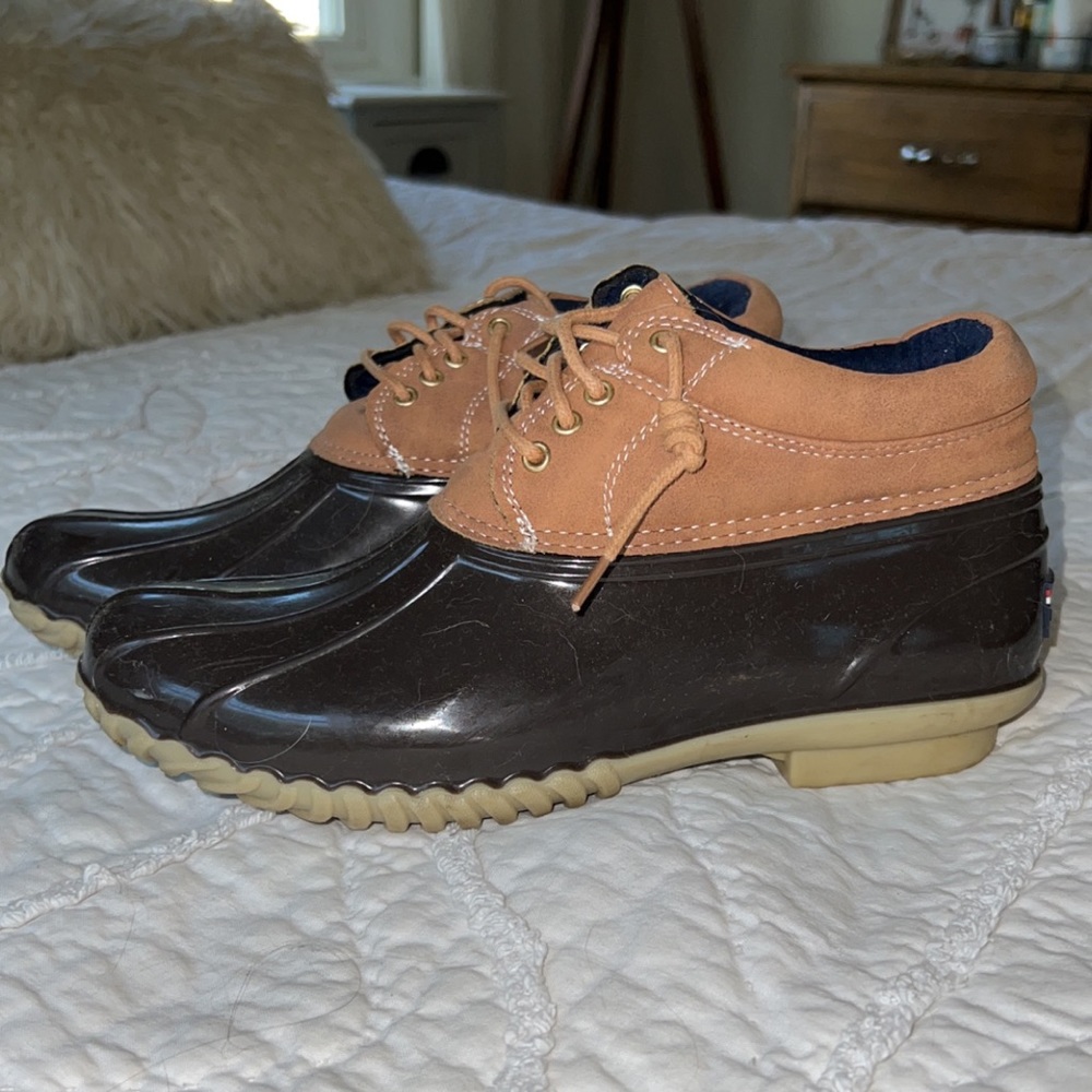 Tommy Hilfiger Duck Boots